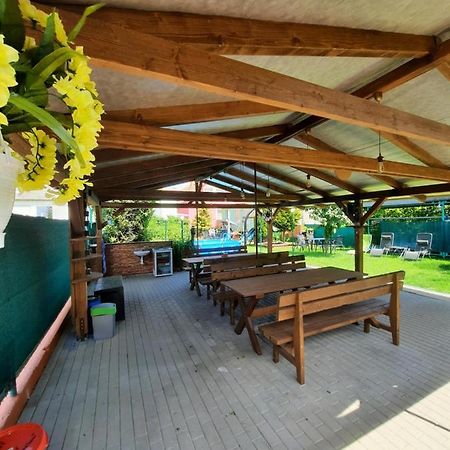 Apartman Sen Petrov Exterior photo